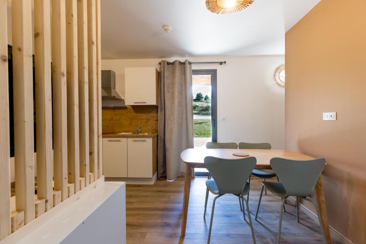 Appart'Hotel Les Lofts Du Grand Lac De Lozere Langogne Exteriör bild
