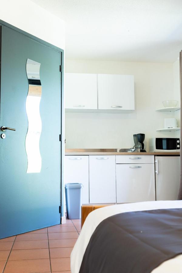 Appart'Hotel Les Lofts Du Grand Lac De Lozere Langogne Exteriör bild